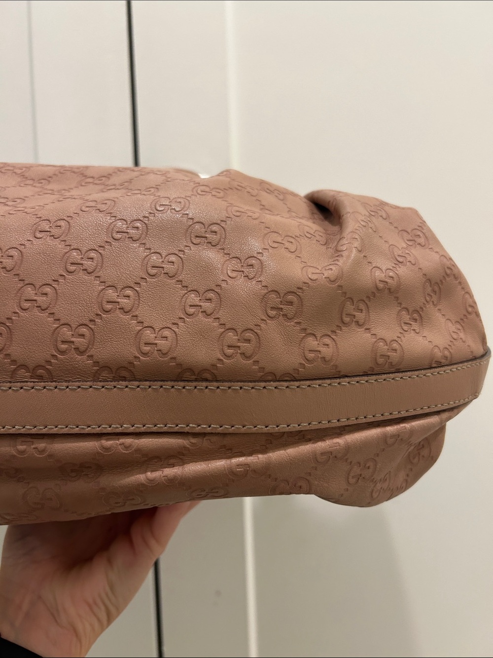 Gucci Large Guccissima Scarlett Studded Tote Bag - Picture 7 of 17